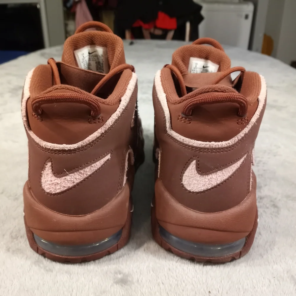 NIKE Men's MORE UPTEMPO 96 "DARK PONY-PINK SZ 8 - Picture 7 of 12